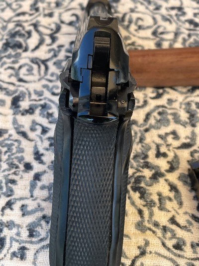 Beretta 84B .380 - Image 7 of 10