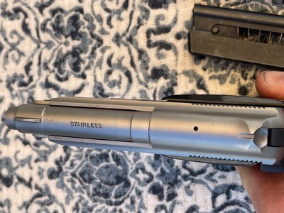 Beretta 21AStainless.22LR - Image 5 of 8