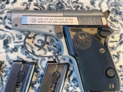 Beretta 21AStainless.22LR - Image 2 of 8