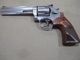 S&W 686 Plus Deluxe 6 " - 1 of 9