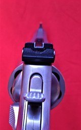 Smith and Wesson 686-6 in 357mag ss - 7 of 13