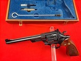 Smith & Wesson
model 27-2
in 357mag WITH 8 3/8" BARREL IN IT'S WOODEN PRESENTATION BOX - 2 of 15