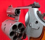 Smith & Wesson 629-6 revolver 44mag Backpacker Special edition. - 5 of 14