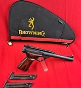 Browning Buck mark Hunter Like new 22lr pistol - 2 of 15