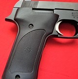 Smith & Wesson model 422 pistol 22lr - 4 of 12