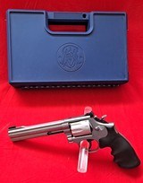 Smith & Wesson 617 22lr revolver stainless steel 10 shot - 2 of 15