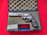 Smith & Wesson 617 22lr revolver stainless steel 10 shot - 1 of 15