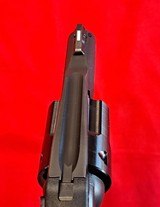 Ruger LCR 327 with extras like new with box etc. - 4 of 15