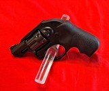 Ruger LCR 327 with extras like new with box etc. - 3 of 15