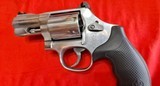 Smith & Wesson 686 Plus 7 shot revolver and extras - 8 of 14