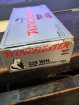 Winchester Model 70 RARE all original .225cal, heavy barrel, Made from 1964 to 1980 with 1 box ammo - 11 of 11