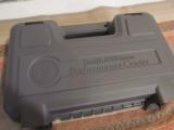 Smith and Wesson mod 686 7shot from the performance center NIB - 10 of 10