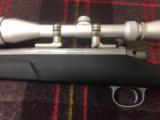 REMINGTON 700 LVSF
LIGHT VARMINT STAINLESS FLUTED
221 FIREBALL
- 1 of 15