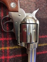 RUGER OLD MODEL VAQUERO 45 COLT BRIGHT STAINLESS - 7 of 15