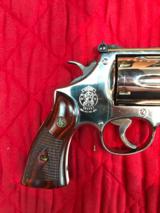 Smith & Wesson 24-6 Nickel
- 3 of 9