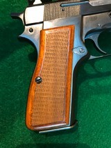 Browning Hi Power 1975 with adjustable sights - 6 of 10