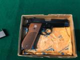 Smith and Wesson Model 39 no dash with box - 2 of 10