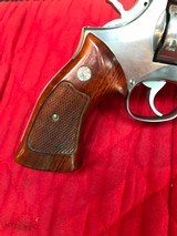 Smith & Wesson 686
no dash - 6 of 15