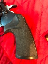 Colt Diamondback
38spl 4" - 5 of 15