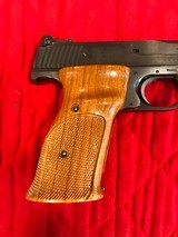 Smith & Wesson 41 with box
SN A660994 - 9 of 15