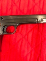 Smith & Wesson 41 with box
SN A660994 - 10 of 15