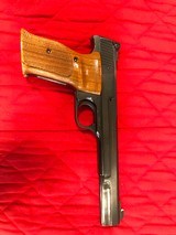 Smith & Wesson 41 with box
SN A660994 - 5 of 15