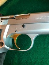 Browning Hi Power Silver Chrome 9mm - 15 of 15