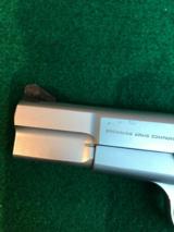Browning Hi Power Silver Chrome 9mm - 13 of 15