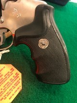 Colt Anaconda with box 44 Mag - 6 of 15