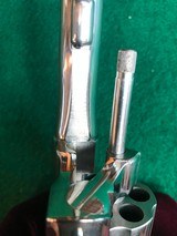 Smith & Wesson model 29-2 44 Mag 4" Nickel - 14 of 15