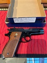 Smith & Wesson Model 39-2 with original box and papers - 2 of 15