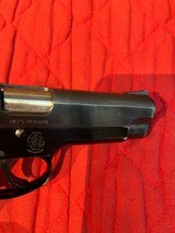Smith & Wesson Model 39-2 with original box and papers - 5 of 15