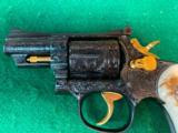 Smith & Wesson Model 19-5 Fully Engraved with Gold Plating - 4 of 14
