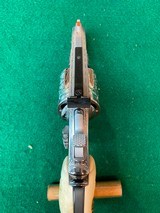 Smith & Wesson 686-3 Fully Engraved 357 mag - 15 of 15