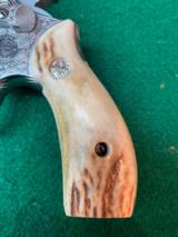 Smith & Wesson 686-3 Fully Engraved 357 mag - 3 of 15