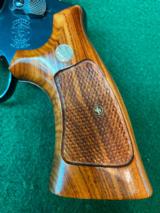 Smith & Wesson 27-5 357 mag - 3 of 15