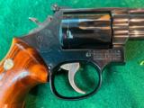 Smith & Wesson model 19-4 with original box - 11 of 15