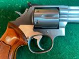 Smith & Wesson Model 686 with factory High Profile sights - 8 of 15
