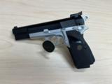Browning Hi Power 40 Smith & Wesson 1995 - 1 of 15