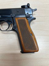 Browning Hi Power made in 1982 with pouch - 4 of 15