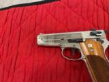 Smith & Wesson Model 39-2
Nickel with original box - 8 of 15