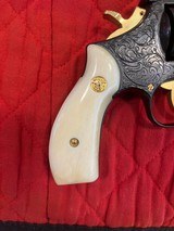 Engraved Smith & Wesson Model 19-5 357 mag - 4 of 13