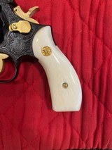 Engraved Smith & Wesson Model 19-5 357 mag - 2 of 13