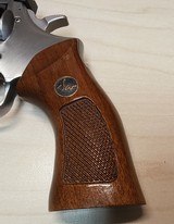 Dan Wesson 715-VH 357 Mag with box - 7 of 14