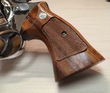 Smith & Wesson Model 29-2 with display case Nickel - 3 of 15