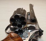 Smith & Wesson Model 29-2 with display case Nickel - 12 of 15