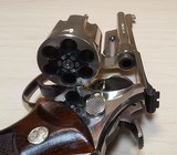 Smith &Wesson Model 27-2 Nickel with display case - 12 of 15