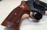 Smith & Wesson Model 57 41 mag with presentation case - 5 of 15