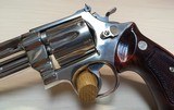 Smith & Wesson Model 27-2 357 mag with presentation case - 2 of 14