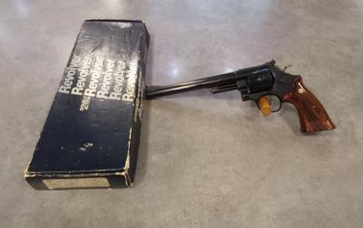 Smith & Wesson 29-2 with original box